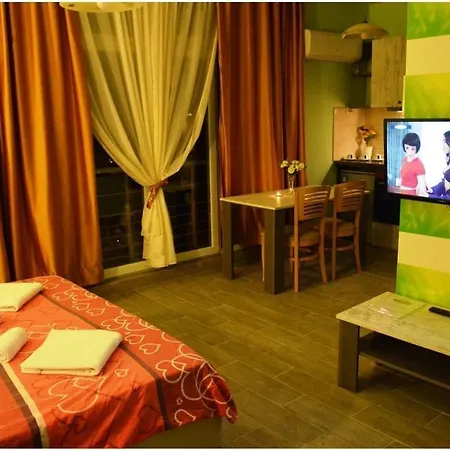 Bulgaria - Cheap Month דירה סבישטוב